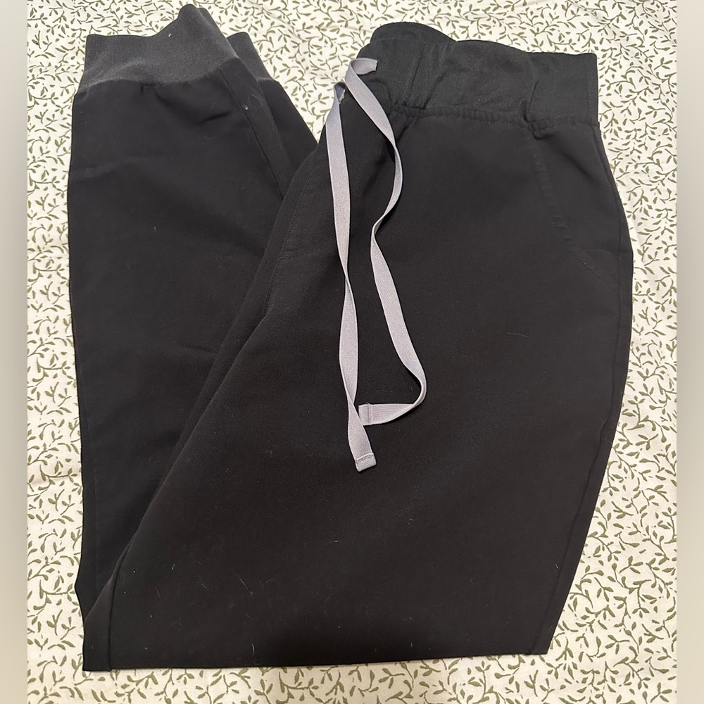 Figs High Waisted Zamora Jogger Scrub Pants Black